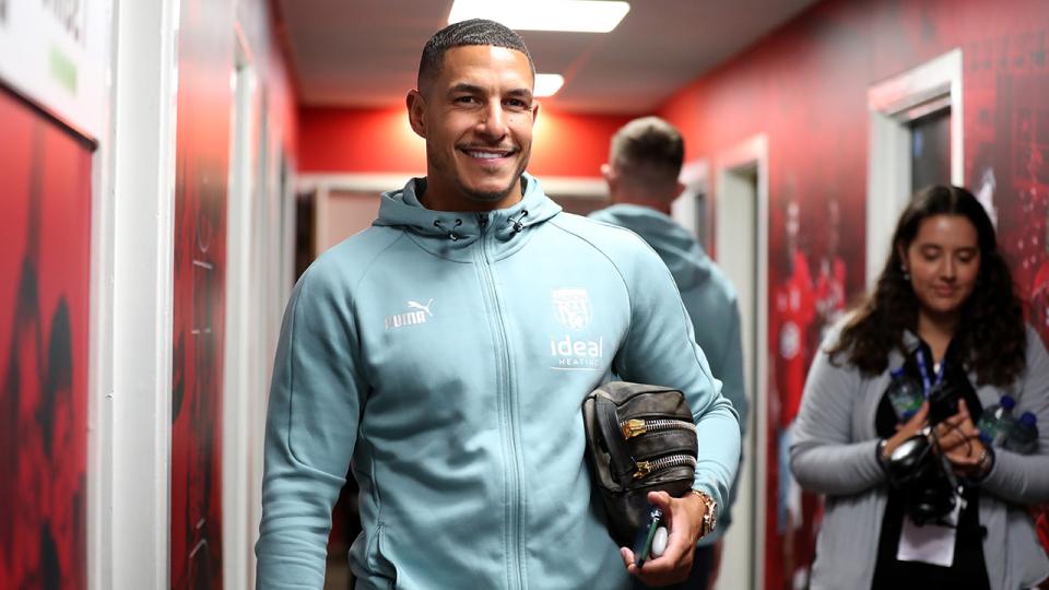 Jake Livermore arrival