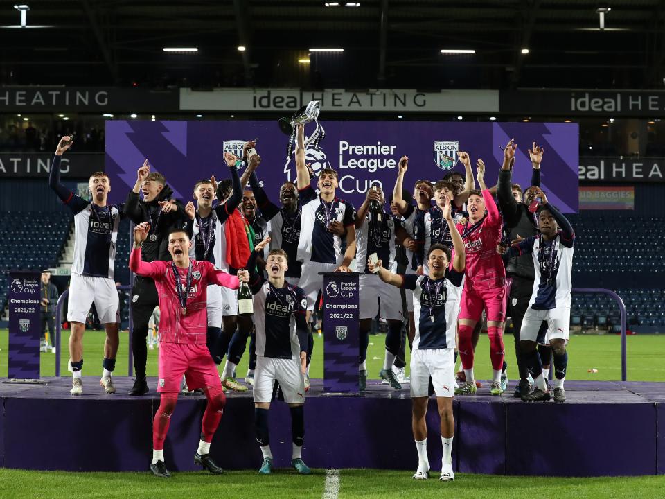 PL Cup