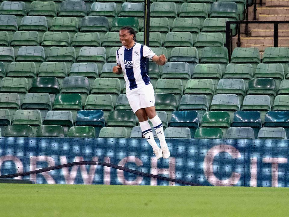 Rico Richards celebrates goal v Norwich