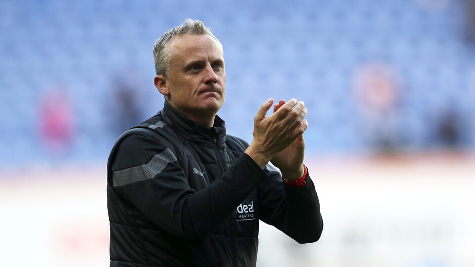 Richard Beale applauds Albion supporters at Reading