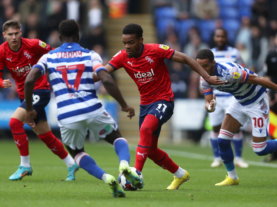 An image of Grady Diangana on the ball against Reading