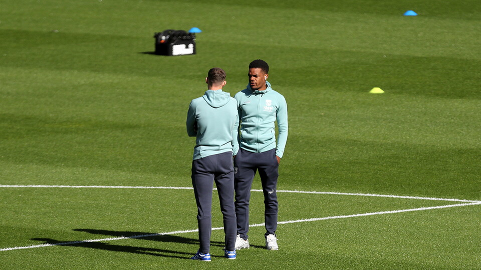 Grady Diangana and Taylor Gardner-Hickman chatting pre-match at Albion v Luton