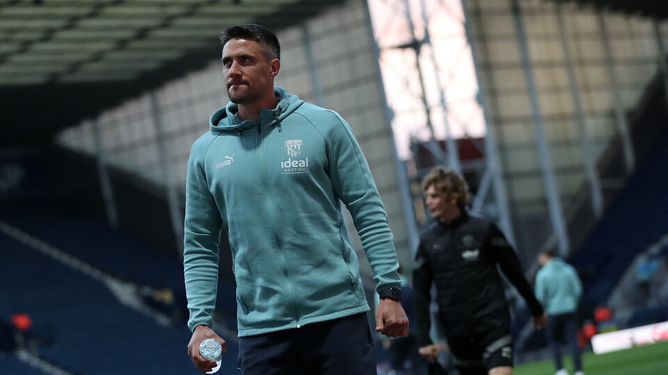 Martin Kelly arrives at Preston