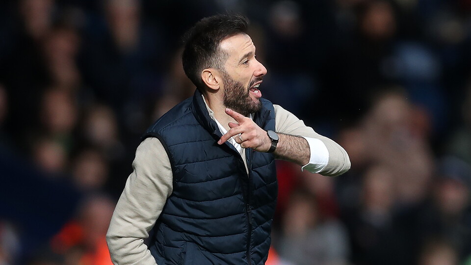 Carlos Corberán gives instructions during Albion's game against Sheffield United