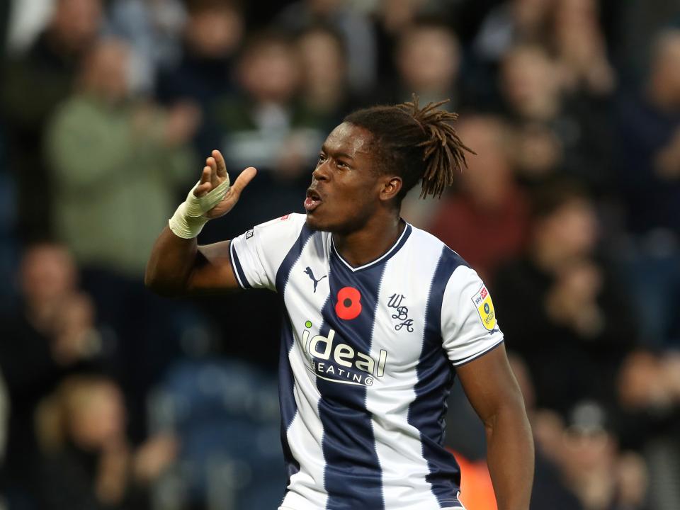 Brandon Thomas-Asante celebrates scoring against Stoke City