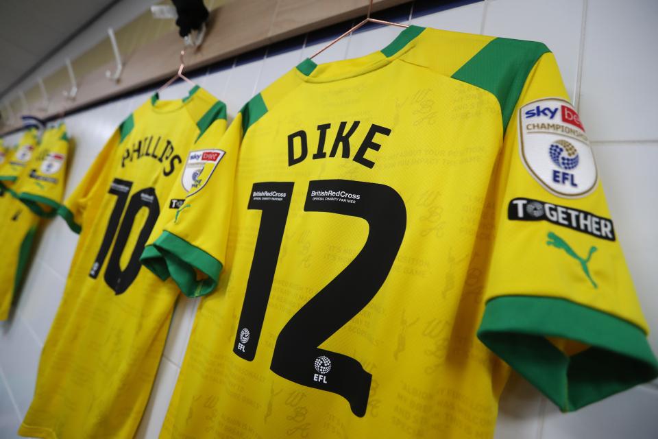 Matty Phillips and Daryl Dike shirts