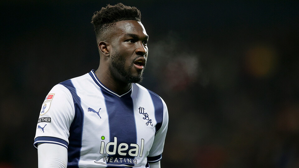 Daryl Dike in action for Albion against Reading