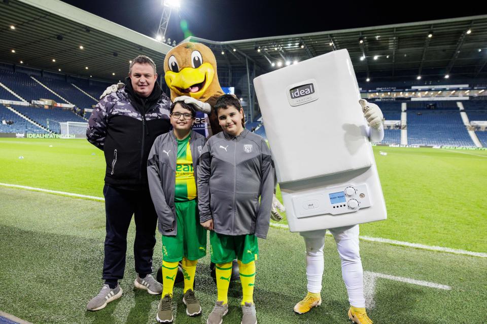 James, Richard and Dad standing with Baggie Bird and Boiler Man