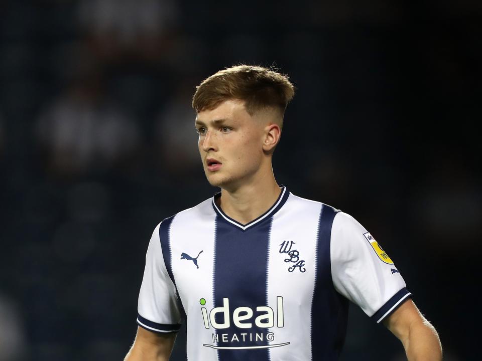 Zac Ashworth in the 2022/23 home kit