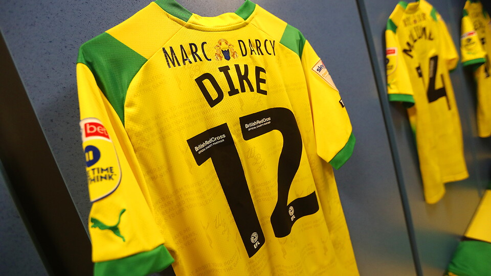 Daryl Dike green and yellow shirt in changing room for Cardiff v Albion