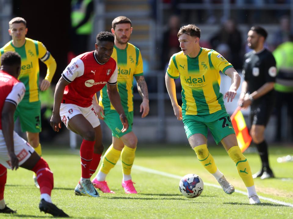 An image of Taylor Gardner-Hickman on the ball against Rotherham