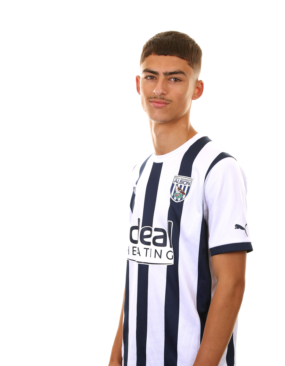 A photo headshot of Albion Under-18s player Fran Cherchi ahead of the 2023/24 season