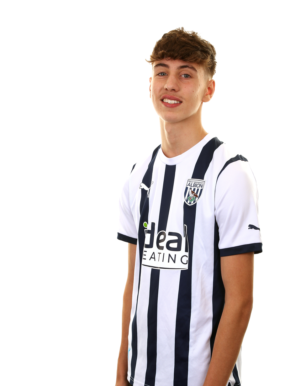 A photo headshot of Albion Under-18s player Sam Beedie ahead of the 2023/24 season