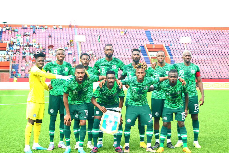 Semi Ajayi poses for a photo with his Nigeria teammate.