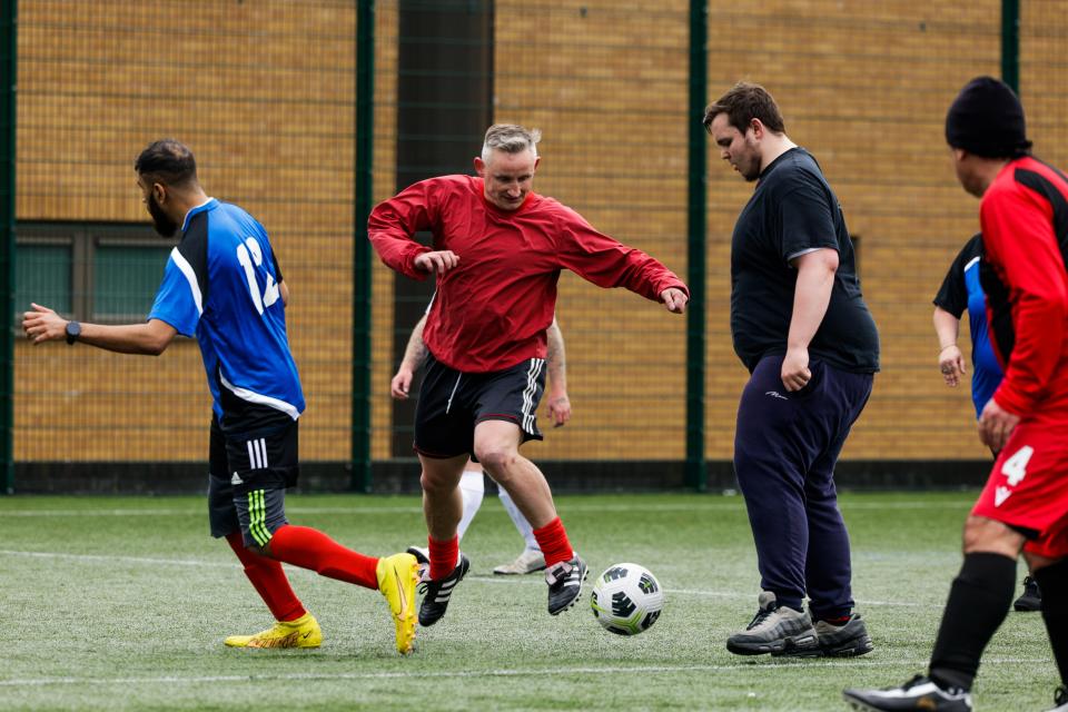 Team Talk player dribbling with the ball