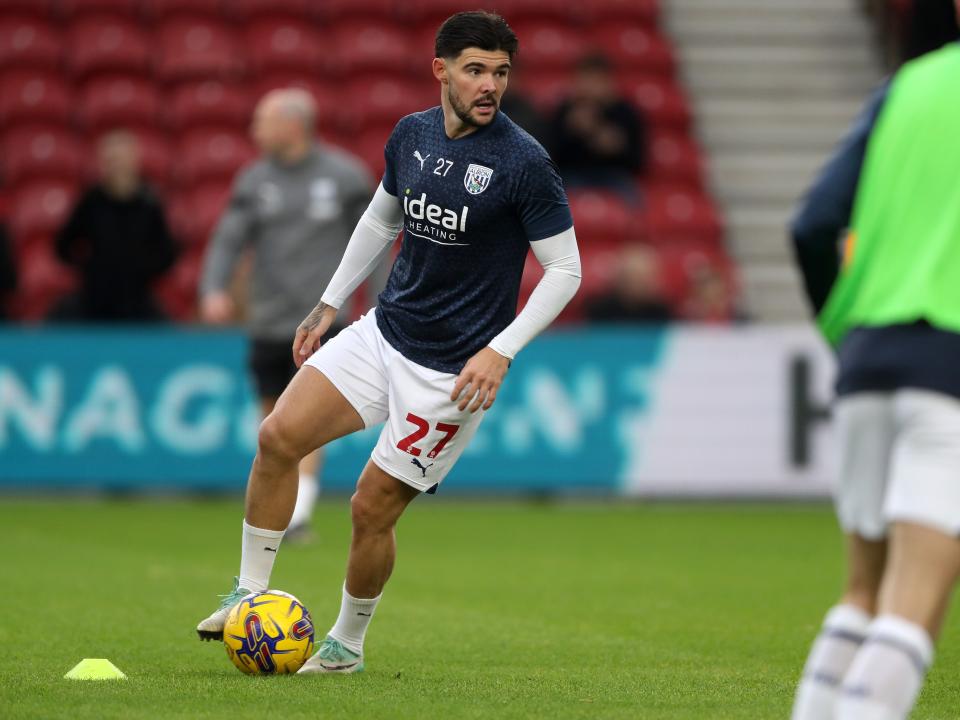 An image of Alex Mowatt warming up at Middlesbrough