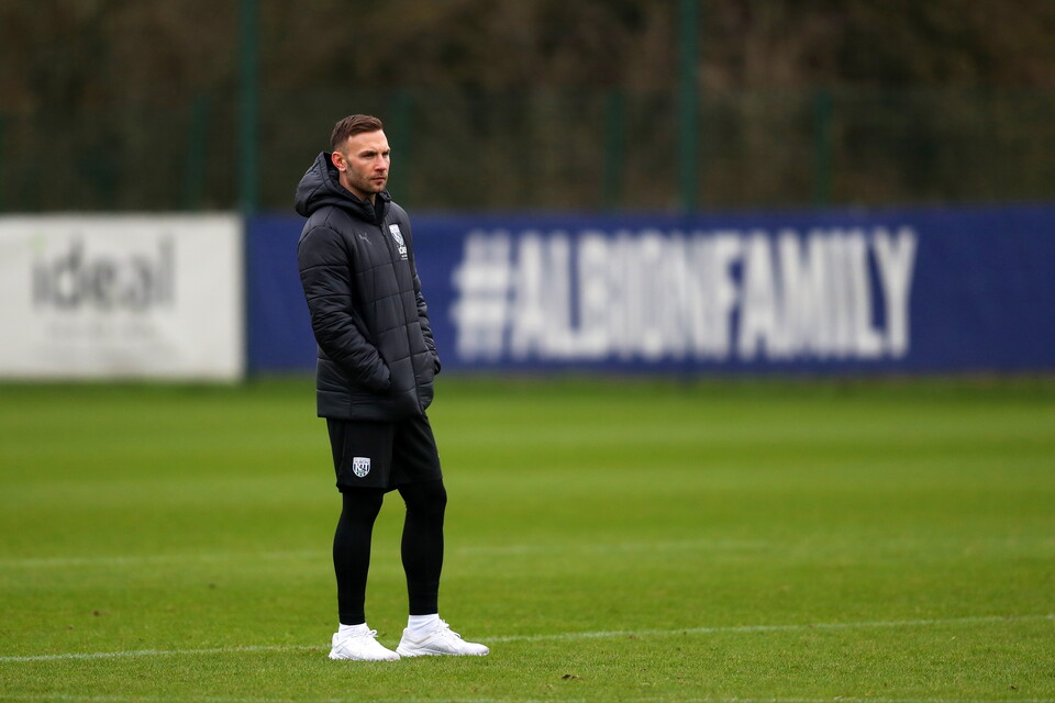 Andi Weimann watching Albion training 