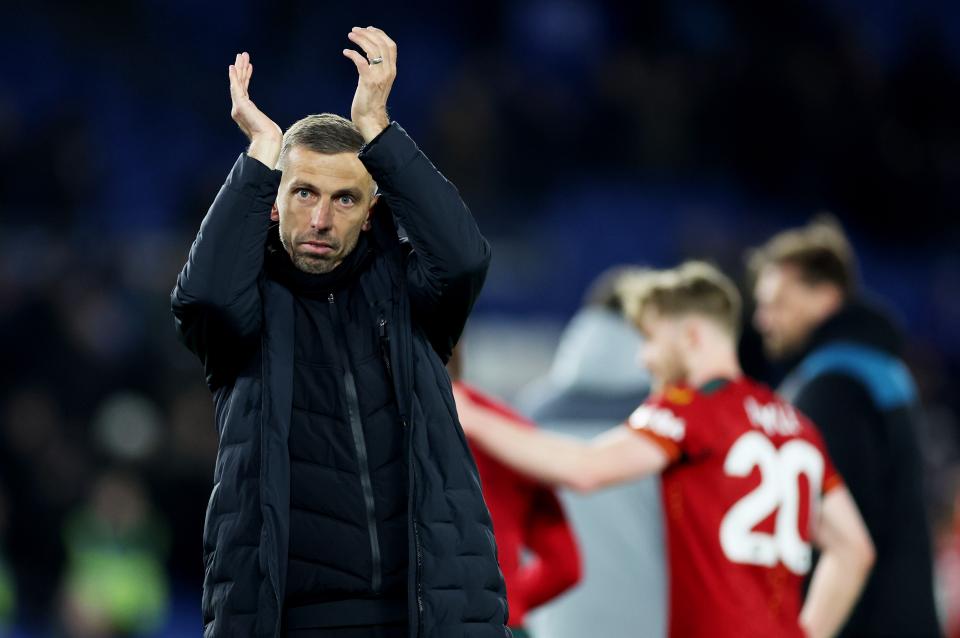 Gary O'Neil applauding Wolves fans