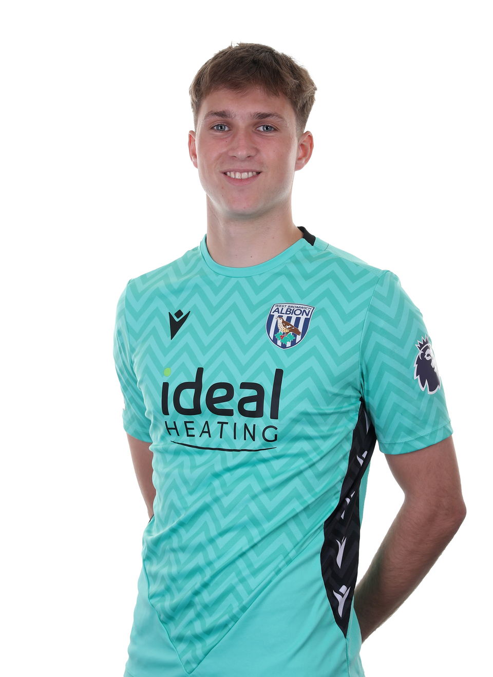 A photo of Albion keeper Joe Wallis in the 2024/25 away kit