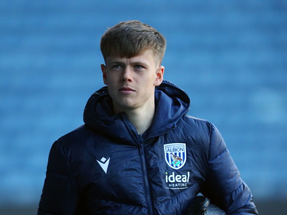 A photo of Fenton Heard arriving at The Hawthorns ahead of a PL2 match