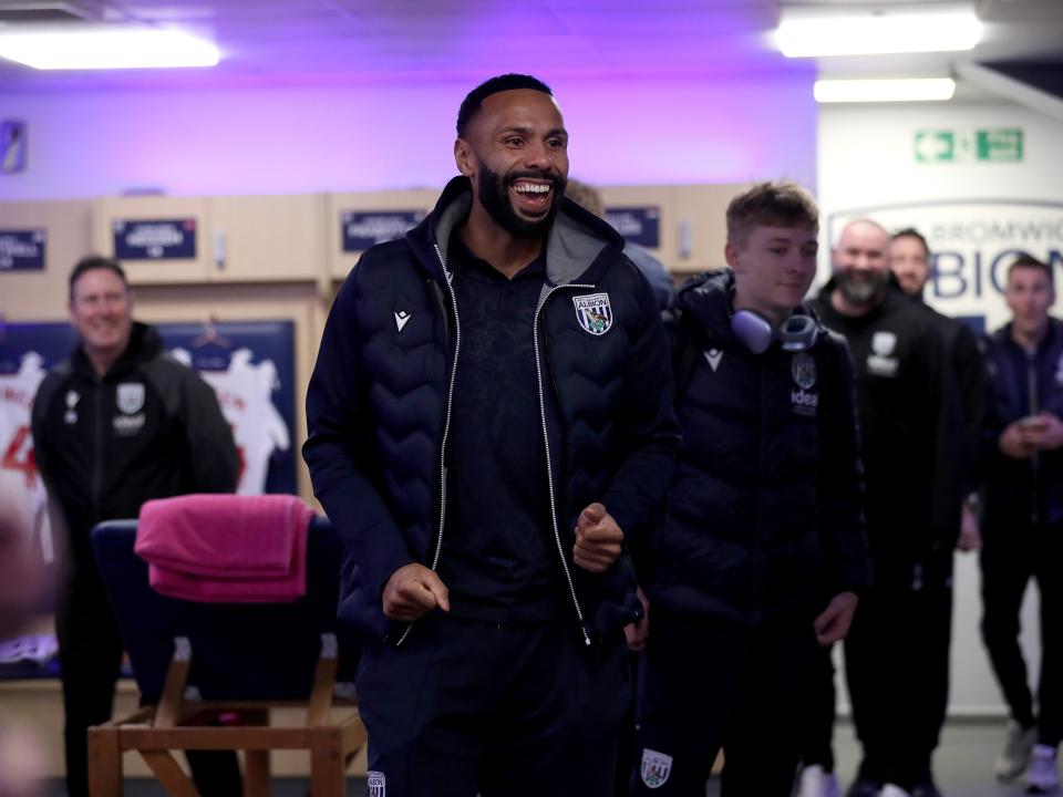 An image of Kyle Bartley arriving in the home dressing room