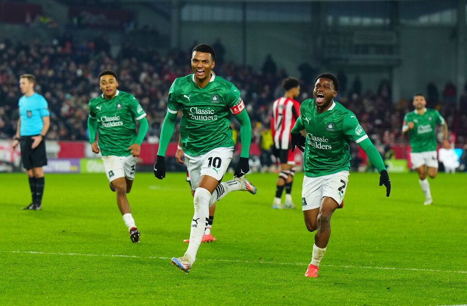Morgan Whittaker celebrating scoring a goal for Plymouth at Brentford 