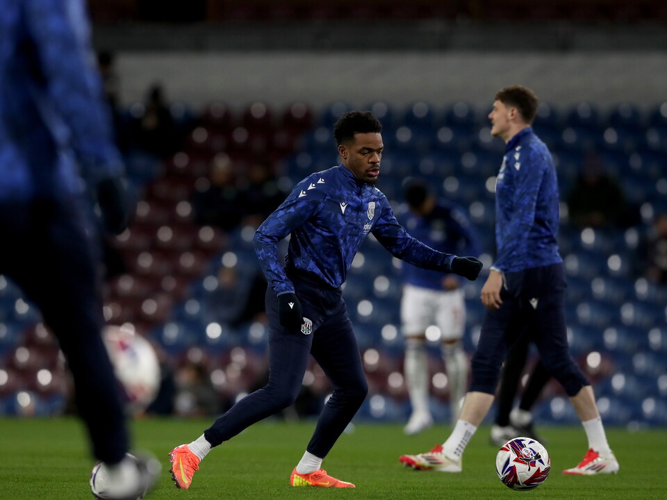 A photo of Grady Diangana warming up at Turf Moor