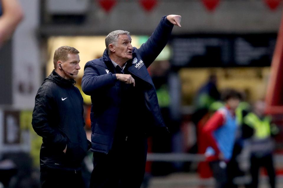 Tony Mowbray on the side of the pitch at Bristol City giving instructions to players
