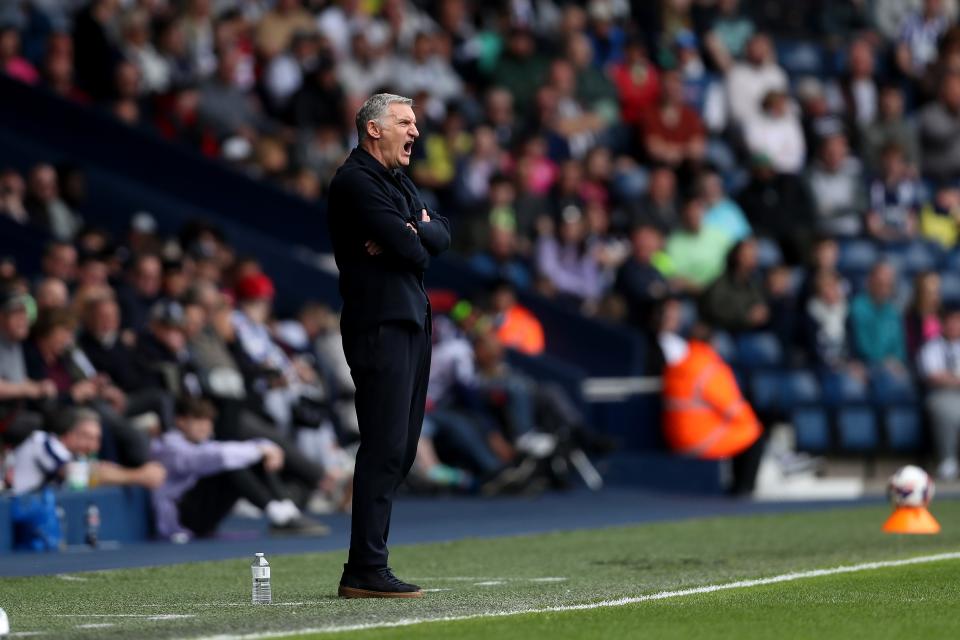 Tony Mowbray shouting on the side of the pitch at The Hawthorns