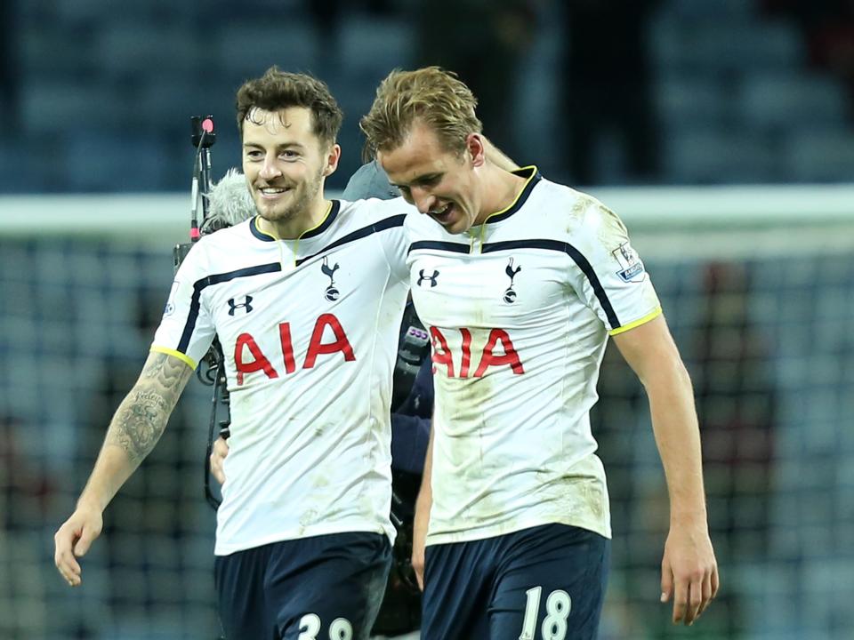An image of Ryan Mason and Harry Kane playing for Spurs