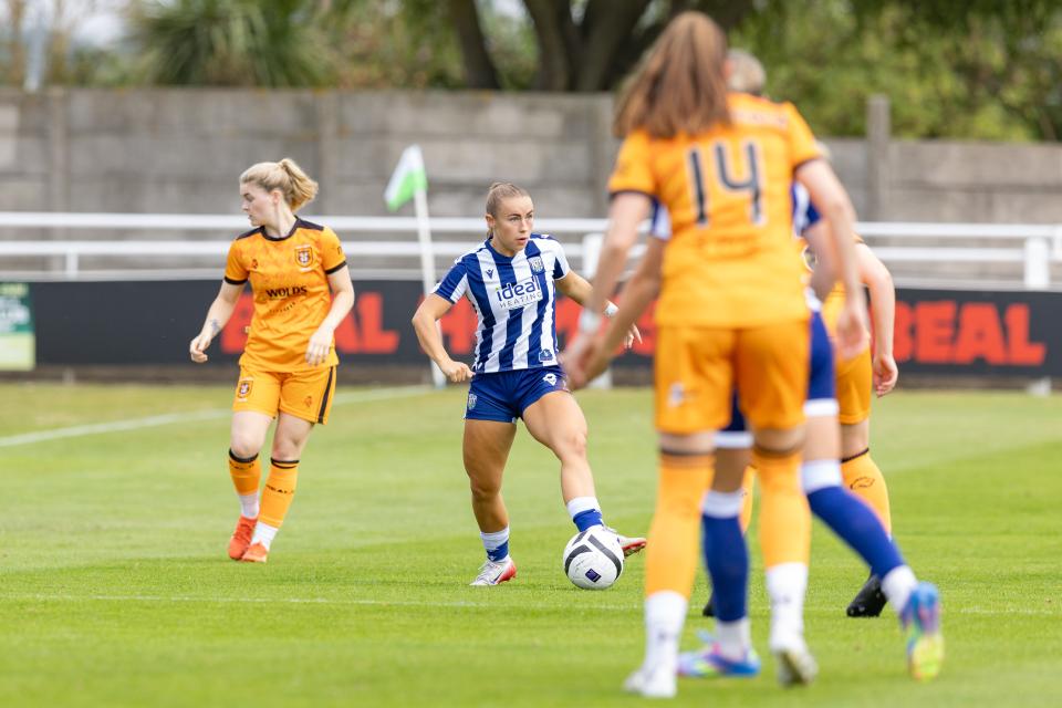 Albion Women in action.