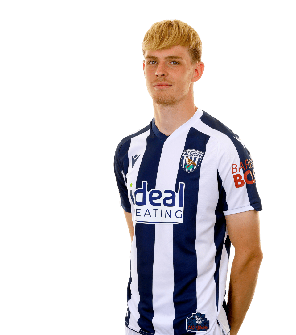 A photo headshot of Toby Collyer in the 2025/26 home kit
