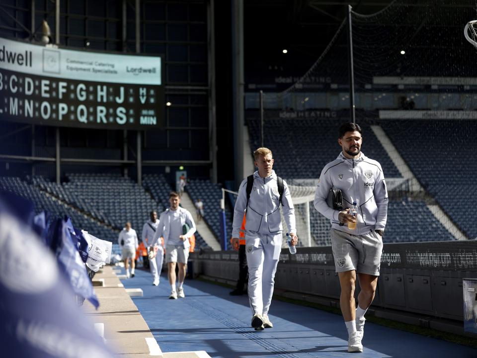 An image of Alex Mowatt and his teammates arriving at The Hawthorns
