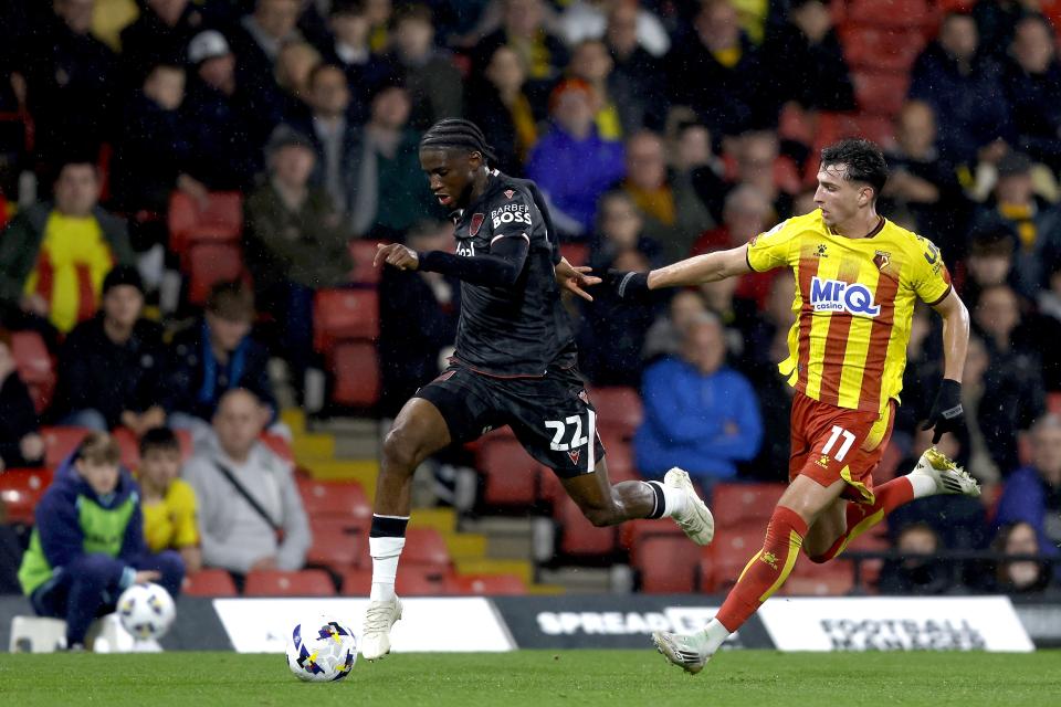 A photo of Sam Iling-Junior mid game.