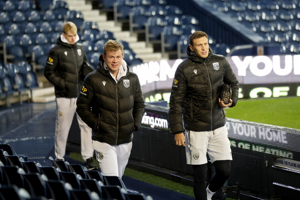 A photo of Krystian Bielik and Aune Heggebo 