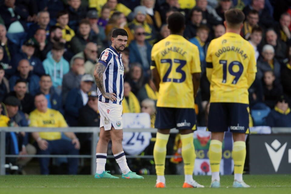 Alex Mowatt prepares to take a free-kick at Oxford in October 2024