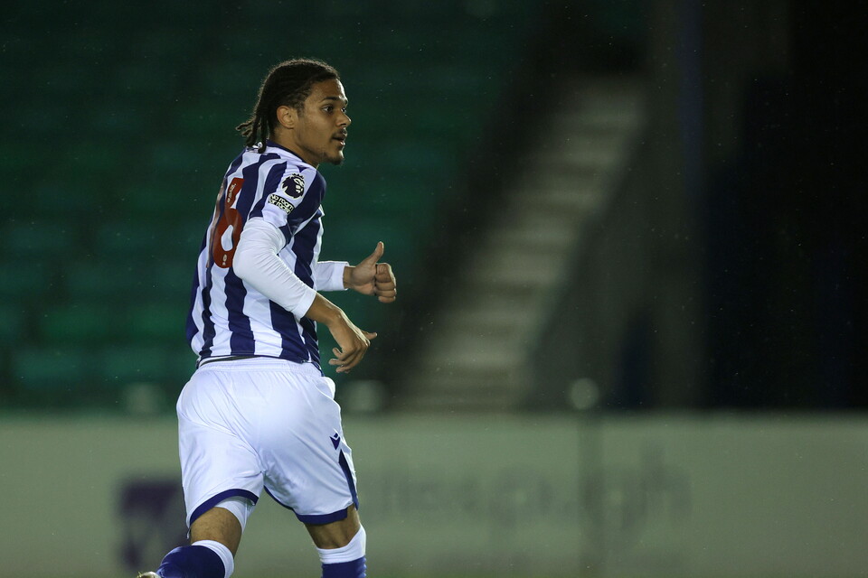 Miller McDonald in action against Everton.