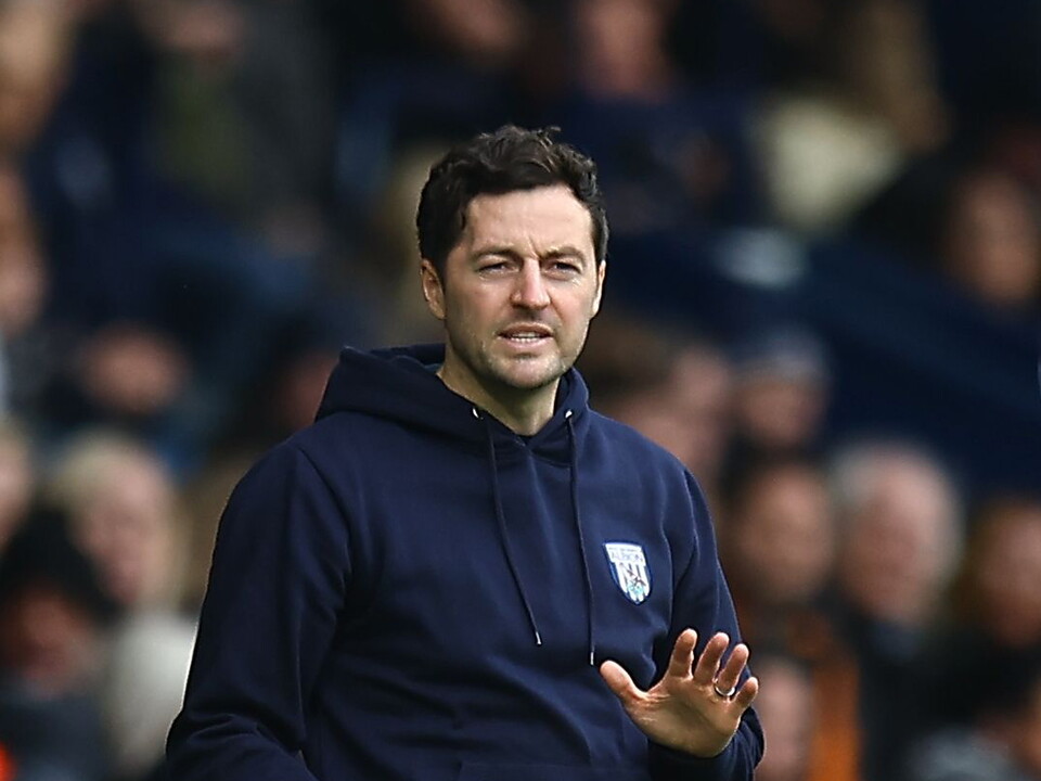 Ryan Mason on the side of the pitch at The Hawthorns 