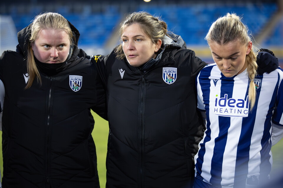 Siobhan Hodgetts-Still in the team huddle after Halifax.