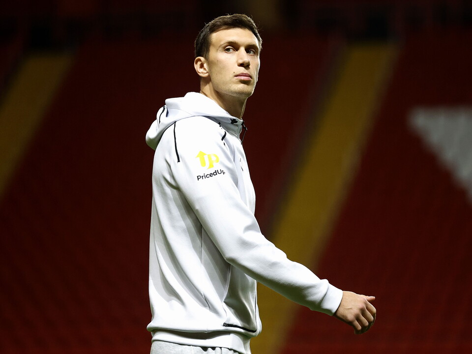 Krystian Bielik at the Valley Stadium.