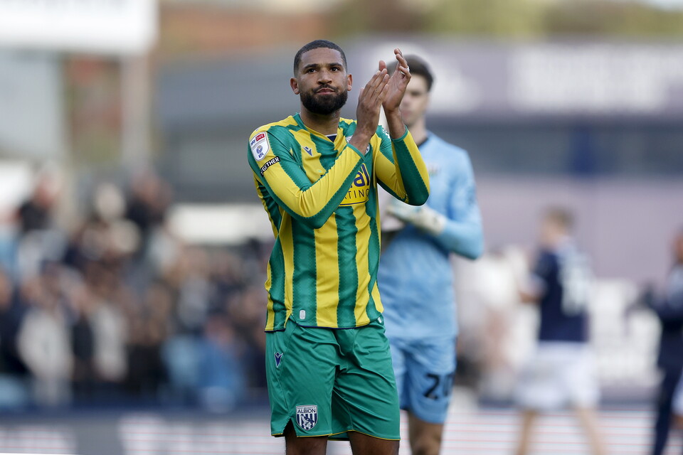 George Campbell applauds the fans