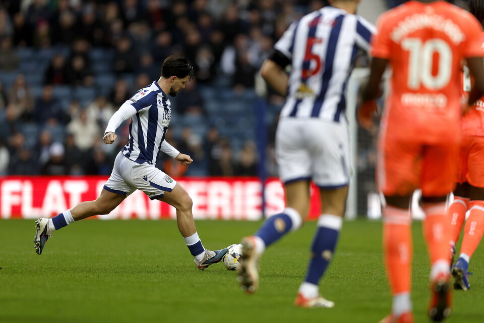 Alex Mowatt against Coventry