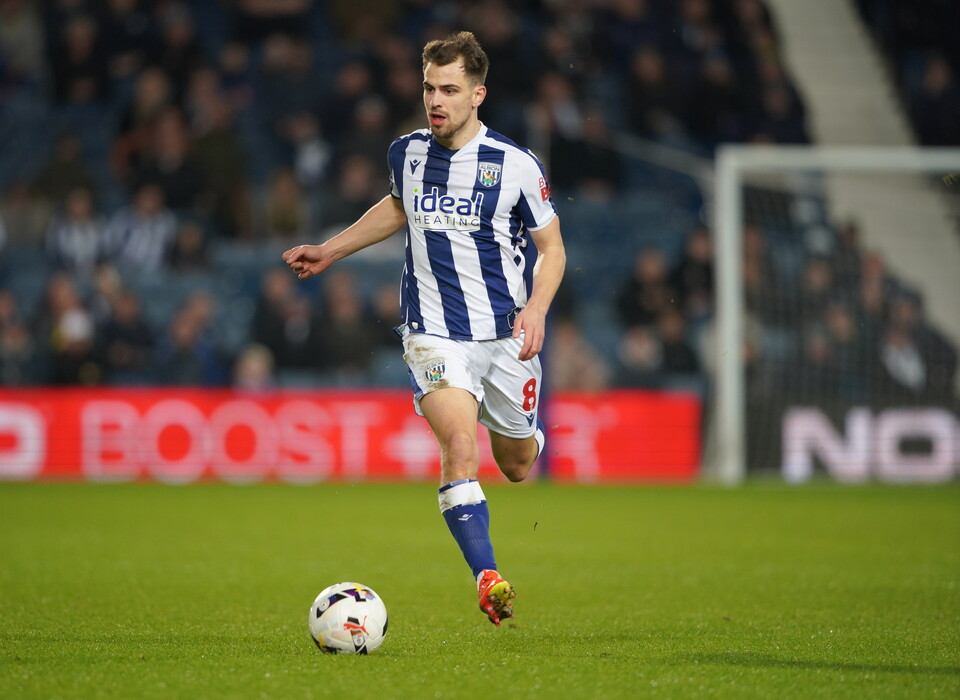 Jayson Molumby against Charlton