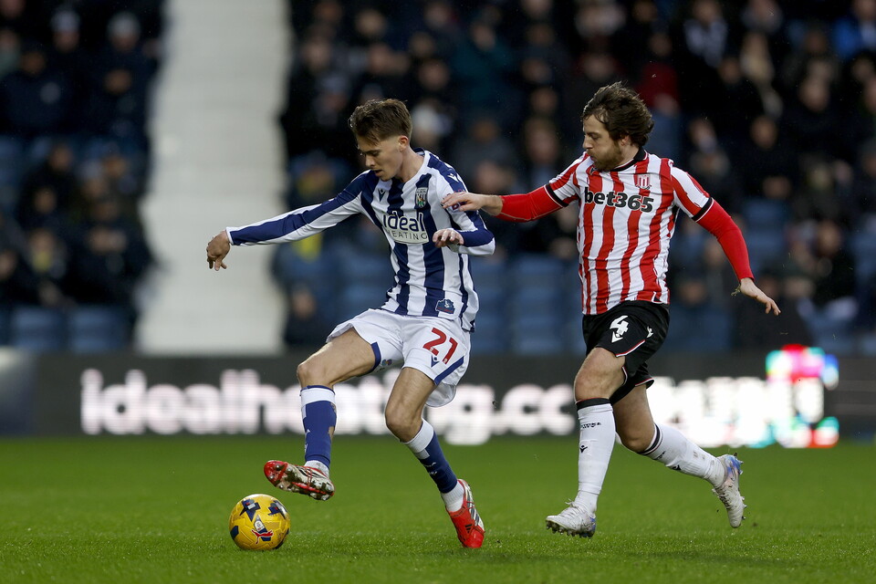 Isaac Price on the ball against Stoke