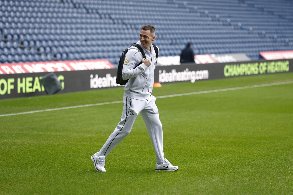 Jed Wallace arrives at The Hawthorns