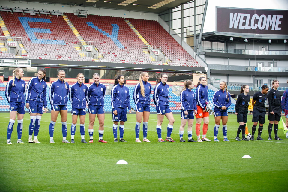 Albion Women lining-up against Burnley.