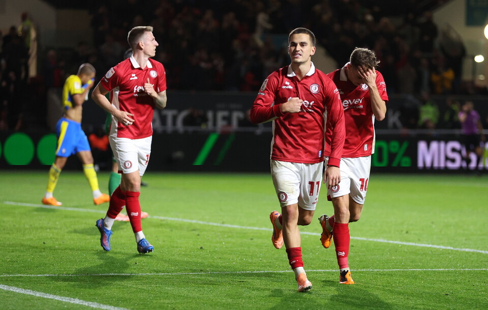 Bristol City players celebrate