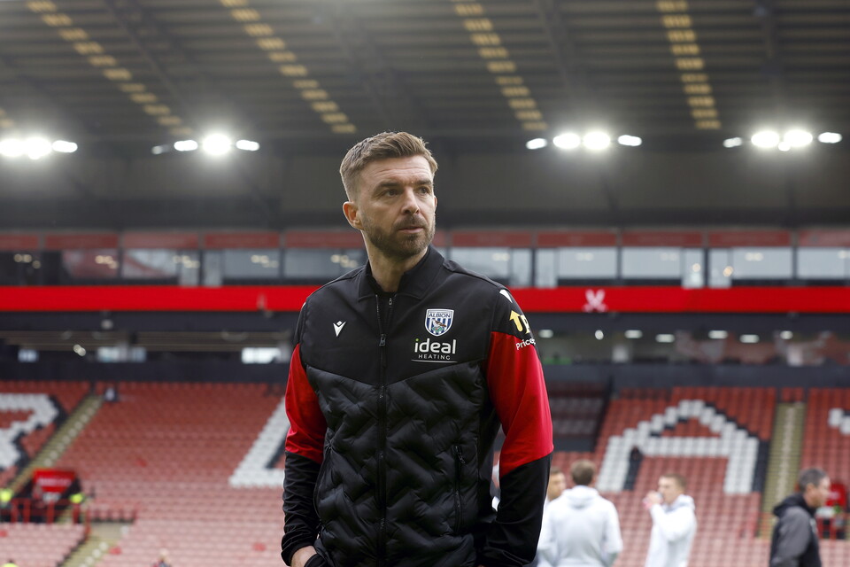 James Morrison arrives at Sheffield United