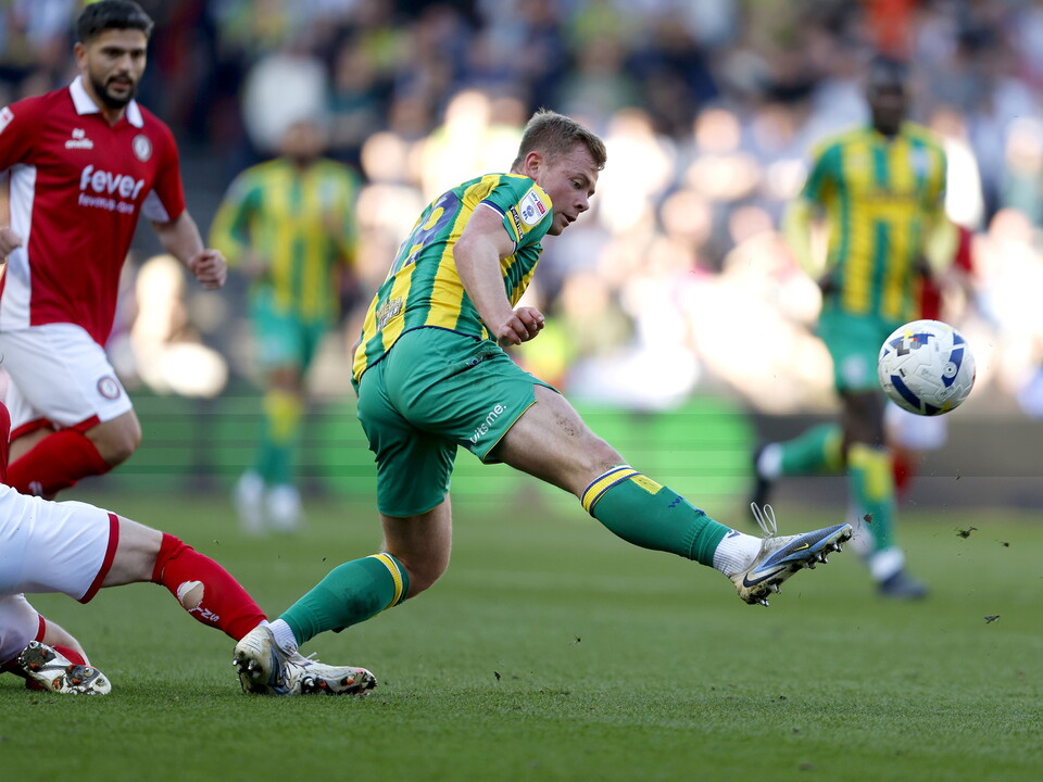 An image of Aune Heggebo playing against Bristol City