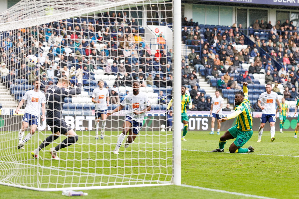 Daryl Dike scores against Preston
